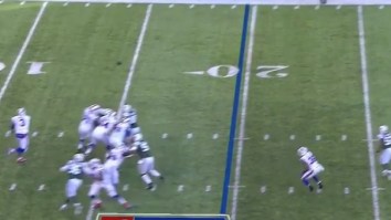 Bills QB EJ Manuel Throws Absolutely Terrible Pass To Nobody