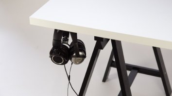 Stop Searching For Your Headphones All Damn Day And Buy This $10 Under Desk Mount