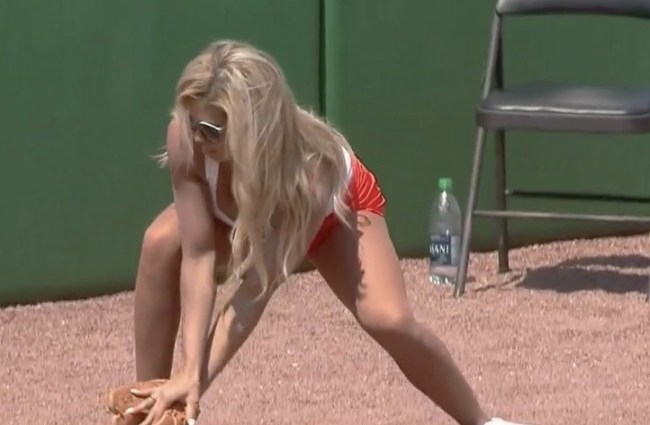 Phillies Hooters Ball Girl