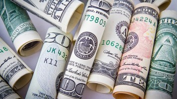 Ex-NFL Player Gives Common Sense Personal Finance Advice That Most People Just Don’t Understand