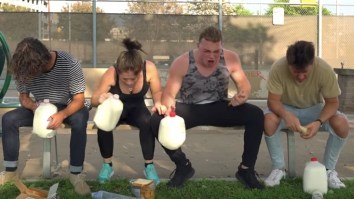 Four People Attempt To Eat The World’s Hottest Hot Sauce (Mad Dog 357) And Experience ULTIMATE Pain