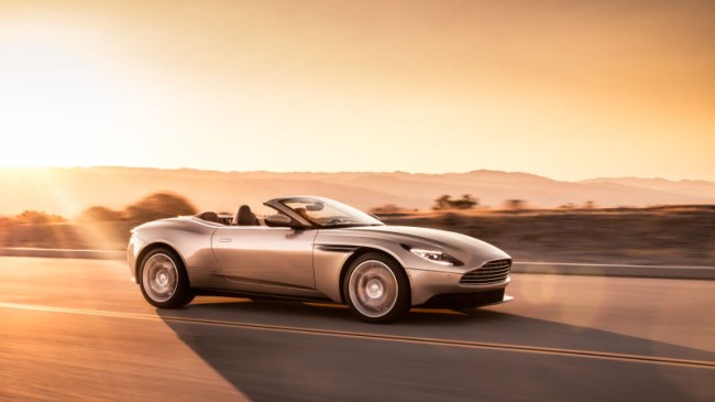 2018 Aston Martin DB11 Volante Photos