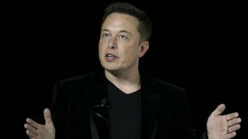 Elon Musk Just Laid Waste To Uber’s ‘Flying Taxi’ Plan With One Devastating Tweet