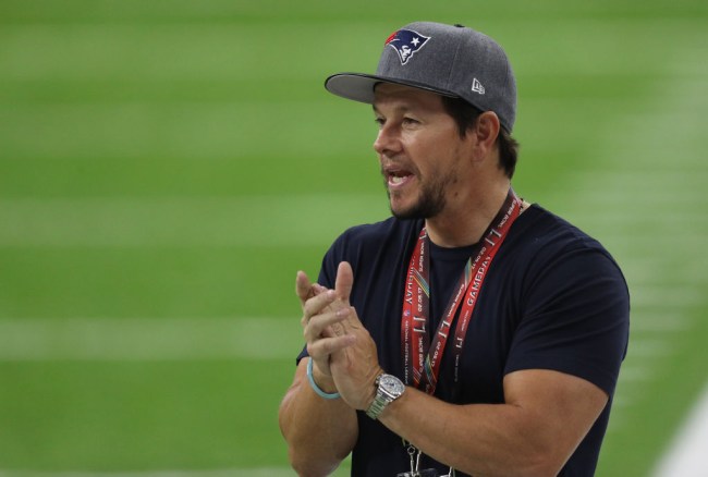 mark wahlberg patriots super bowl