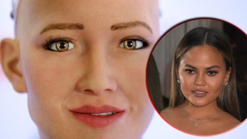Chrissy Teigen Got Into A Twitter Beef With Sophia The Robot, So Basically We’re All Doomed