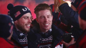 The ‘Flying Tomato Burger’ In South Korea Sells For $920 But Only Shaun White Can Order It