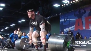 Russian Strongman Begins Bleeding Uncontrollably From Nose Under Stress Of 963-Pound Deadlift