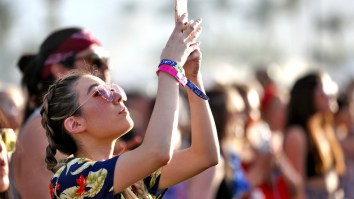 This Video Of Literally Everyone On Their Phones At Coachella Seems About Right