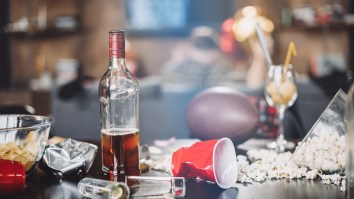15 Miami Students Living In Off-Campus Party House Sounds Like Seth Rogen’s ‘Neighbors’ IRL