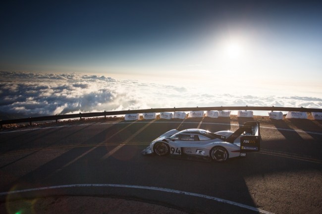 Volkswagen IDR Breaks Pikes Peak Record