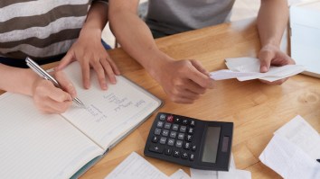 Millennial Couples Are Figuring Out A Key Way To Make Dealing With Finances Less Stressful