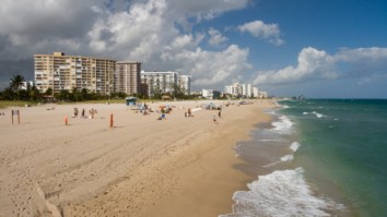Teen Infected With Hookworms After Being Buried At The Beach And The Pics Are Terrifying