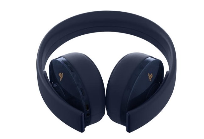 sony_ps4_pro_gold_wireless_headset