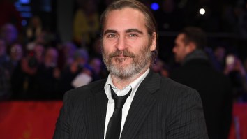 First Makeup-Less Photo Of Joaquin Phoenix As The Joker And What He Could Look Like In Full Face Paint