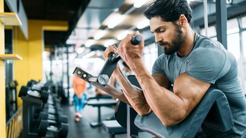 4 Ways To Dominate Workouts While Traveling, Even If The Hotel Gym Is Trash