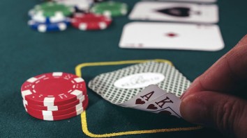 A Pro Poker Player Will Make $100,000 If He Can Stay Alone In A Pitch-Black Room For 30 Days