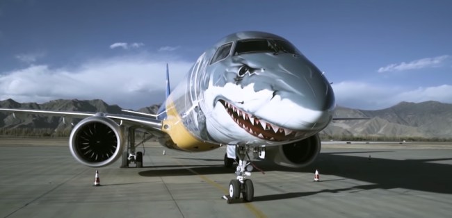 Embraer_E190-E2_Shark