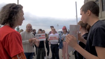 Pro-Meat Provocateur Crashes Vegan Festival By Eating A Raw Pig Head And People Were Not Happy