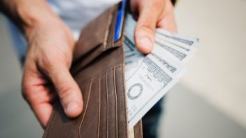 Here Are 7 Common Expenses You’re Blowing Way Too Much Money On Each Month