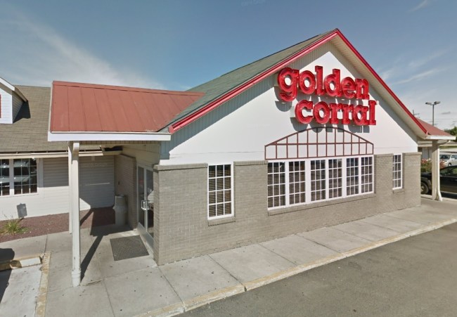 Woman says she was kicked out of Golden Corral for dressing 'too provocatively'