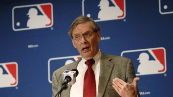 Former MLB Commissioner Bud Selig Shares Story That Makes Him Sound Like Barry Bonds’ Least Favorite Fan