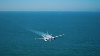 Pilot Films His Plane Sinking Into The Ocean After A Crash-Landing While He Treads Water And Waits For Coast Guard
