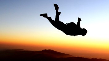 A Skydiver Somehow Survived A 5,000-Foot Fall To Earth After Both Her Parachutes Malfunctioned