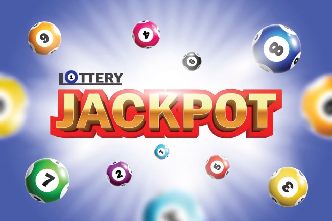 Lottery millionaire still lives in a trailer in Maine