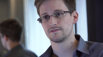 Edward Snowden Told Joe Rogan That He Searched CIA’s Computers For Proof Of Aliens And How Your Phone Is Spying On You