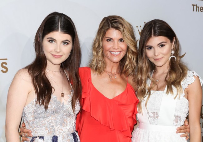 Lori Loughlin's daughters Olivia Jade Giannulli and Isabella Rose Giannulli are no longer enrolled at the University of Southern California USC following the college admissions cheating scandal.