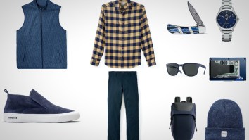 10 Of The Best Everyday Carry Essentials For Guys: Shades Of Blue