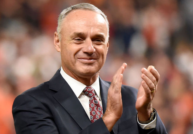 rob manfred astros sign stealing punishment