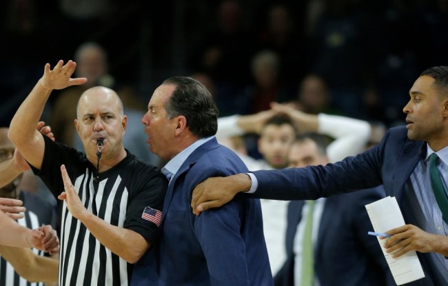 notre dame offensive foul call