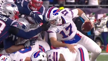Refs Miss Obvious Facemask Penalty Against Patriots Late In Game Vs Bills