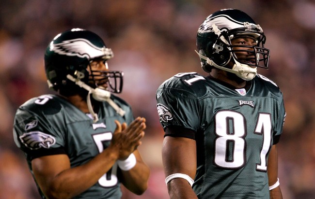 Donovan McNabb Blames Terrell Owens For Breaking Up Eagles Team