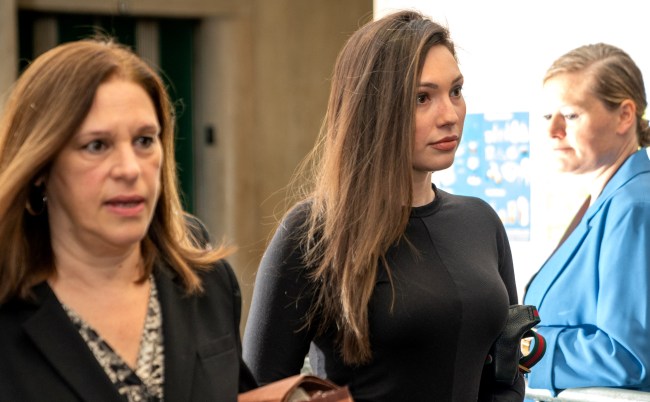 Harvey Weinstein Accuser Jessica Mann Claims He Doesnt Have Testicles