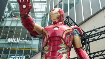 Real-Life Iron Men Flexes So Hard In His Carbon Fiber Personal Jetpack Proving The Future Is Now