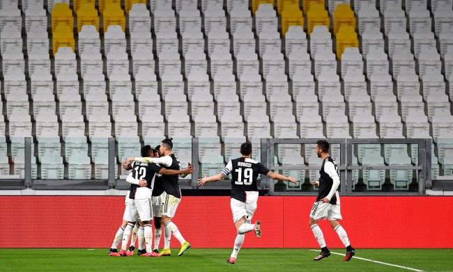Cristiano Ronaldo High-Fives Imaginary Fans Plays In Empty Stadium