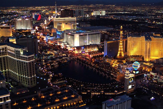 las vegas casinos closing coronavirus