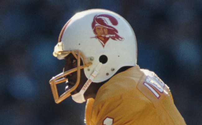 nfl throwback helmet rule change