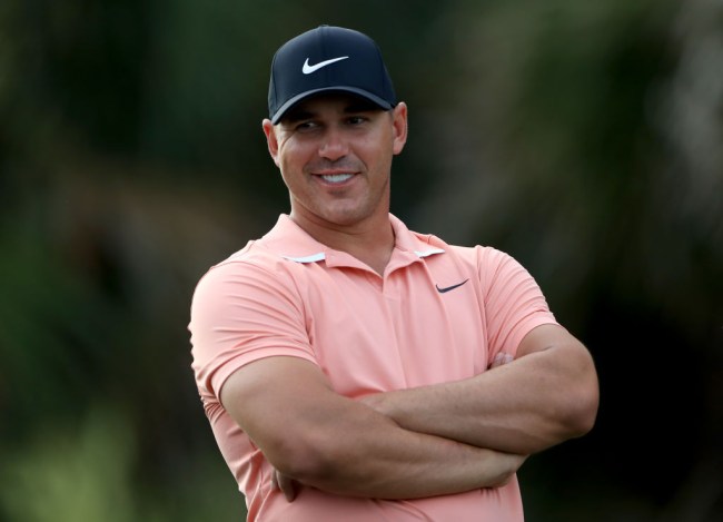 brooks koepka pga tour player struggle to carry own bag