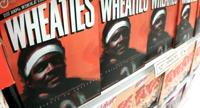 Womans Cereal Box Closing Hack Leaves Hundreds Of Thousands Amazed