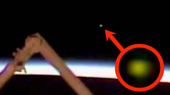 Expert Claims UFO Sighting On NASA Live Stream Was Alien