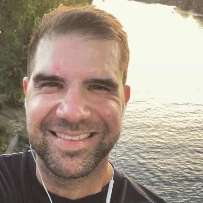 In need of some running motivation? Here are some tips to help push you through after sitting indoors all day long