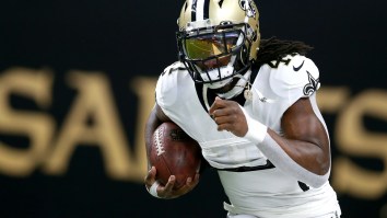 Alvin Kamara’s Training Routine Has Been Upgraded, And Now He’s Playing Bop It On One Leg