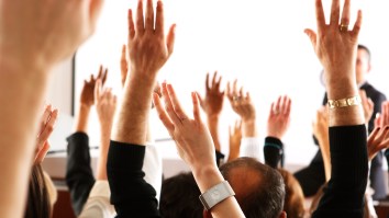 Raise Your Hand If You Were Captured By Martha Stewart’s Swimsuit Thirst Trap