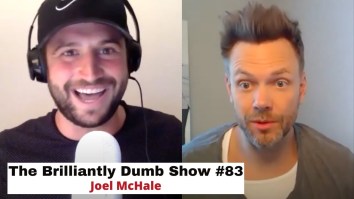 Joel McHale Recalls Michelle Obama Calming His Nerves Before His White House Correspondents Dinner Speech