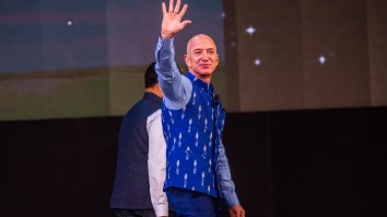 Protestors Construct A GUILLOTINE Outside Jeff Bezos’ Home On The Day He Hits $200 Billion