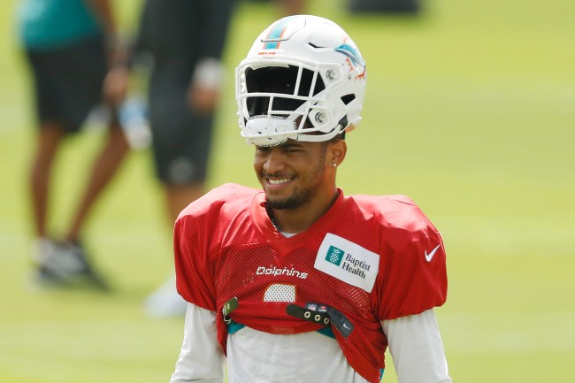 tua tagovailoa devonta smith talk miami dolphins draft