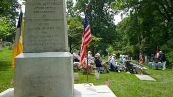 University Of Missouri Just Installed This $20K Case To Protect Thomas Jefferson’s Headstone Even Though He’s Buried Somewhere Else